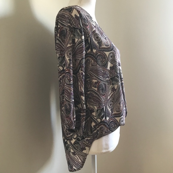 Abbeline Paisley Hi-Lo Surplice Blouse - Picture 5 of 8